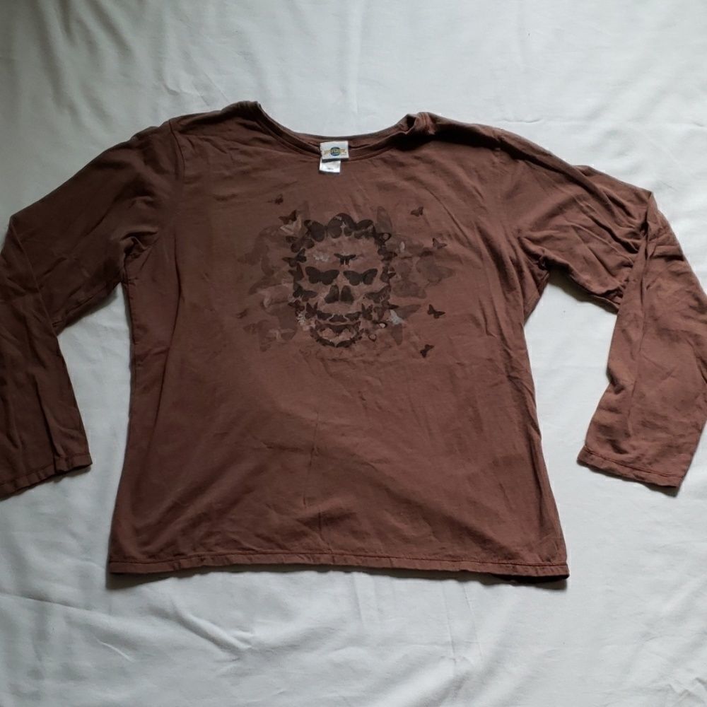 Universal graphic skull / butterfly shirt